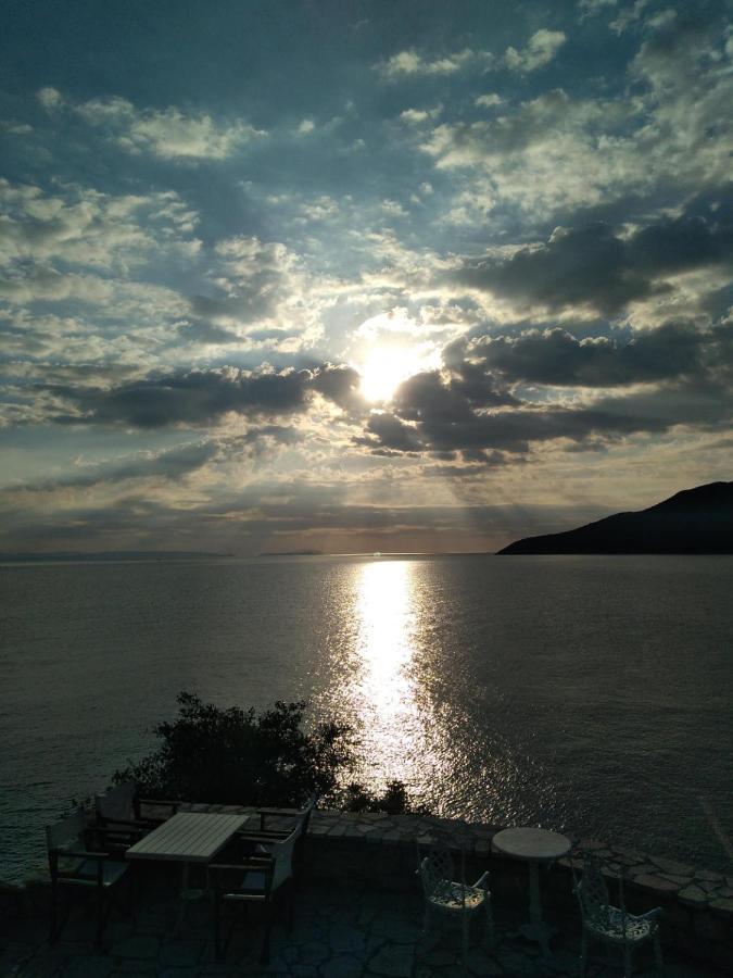 Smyros Resort Poúlithra Dış mekan fotoğraf